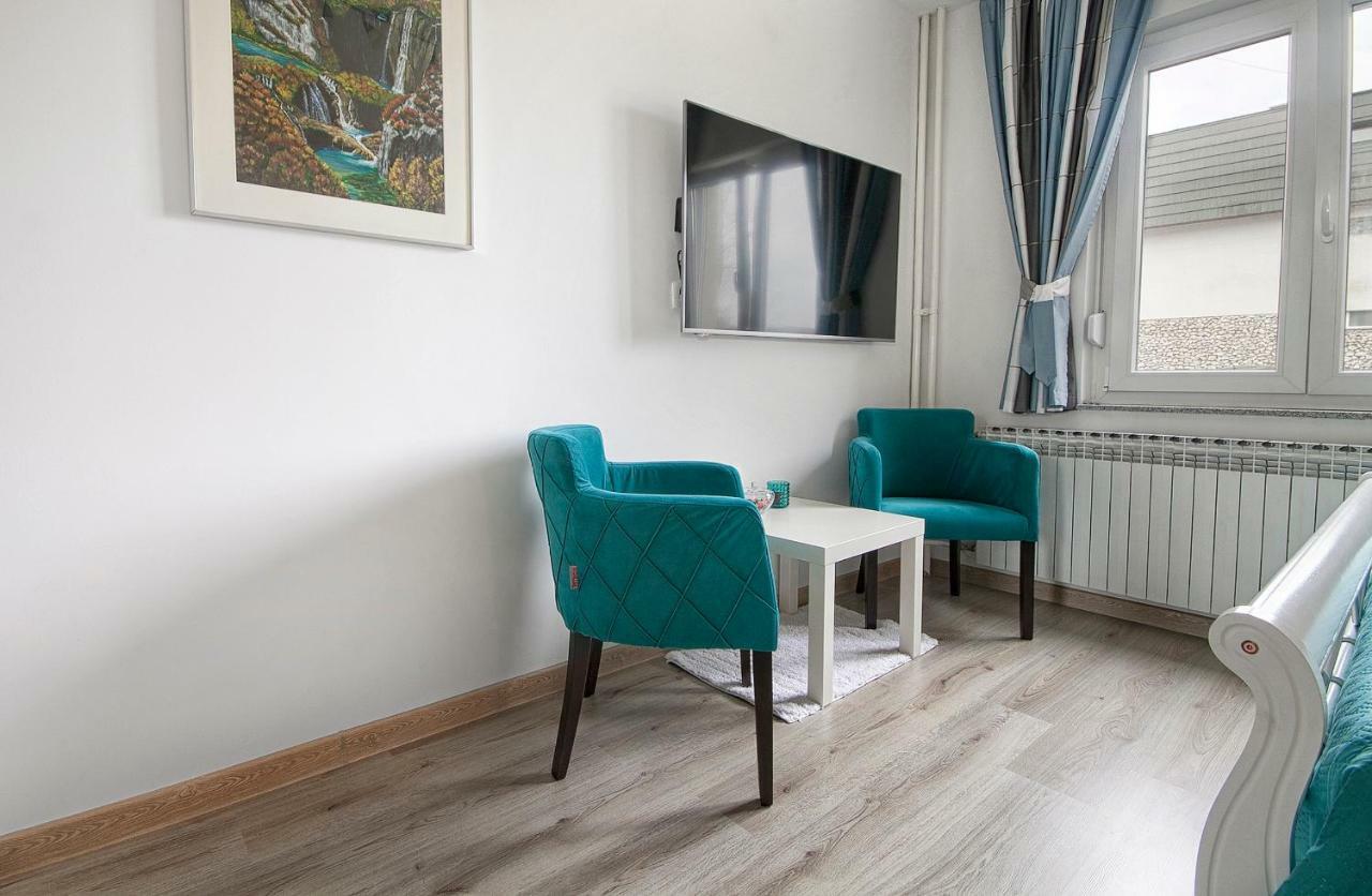 Emerald Luxury Apartment *